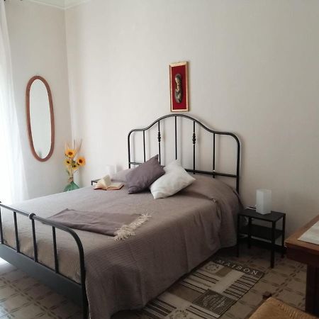 La Casa Di Gb Apartment Pieve di Teco Екстериор снимка