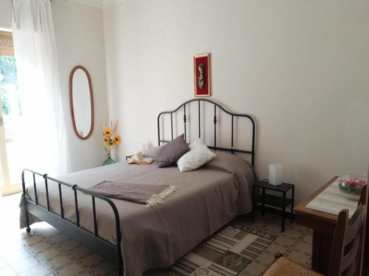La Casa Di Gb Apartment Pieve di Teco Екстериор снимка